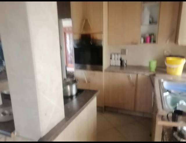 3 BEDROOM HOUSE FOR SALE IN BOKSBURG SOUTH